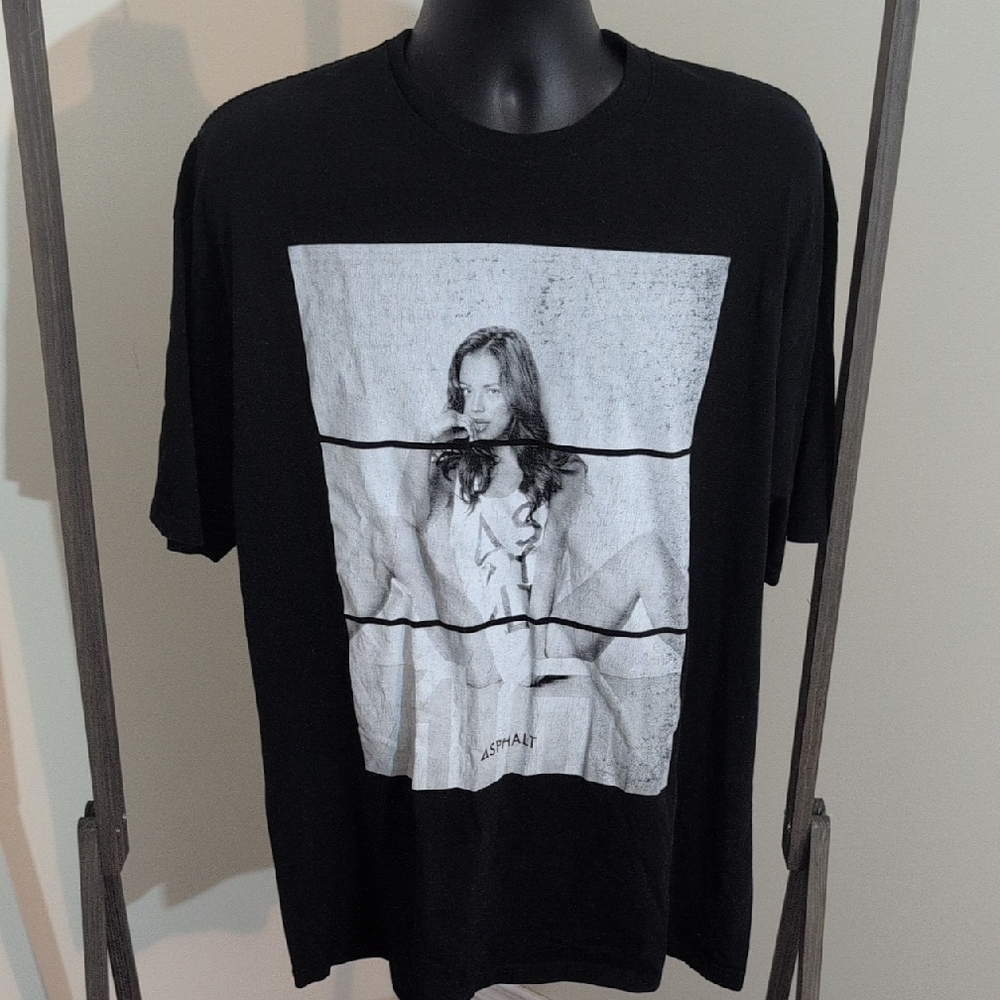 Asphalt| Black Graphic T-Shirt with Artistic Print